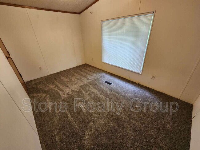 Foto del edificio - 6951 S 3rd St