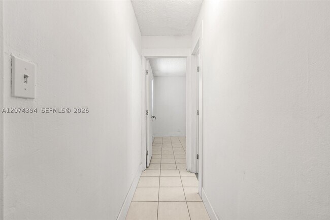 Foto del edificio - 1020 NW 6th St