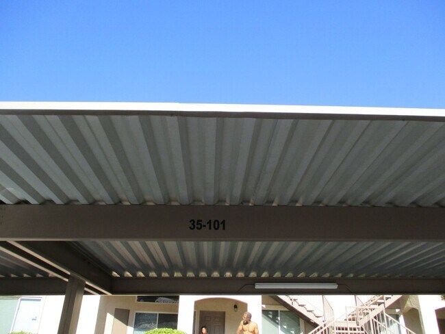 Foto del edificio - 3 bedroom 2 bath upgraded condo