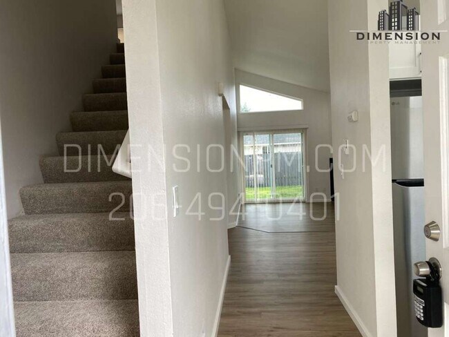 Foto del edificio - Spring Tree