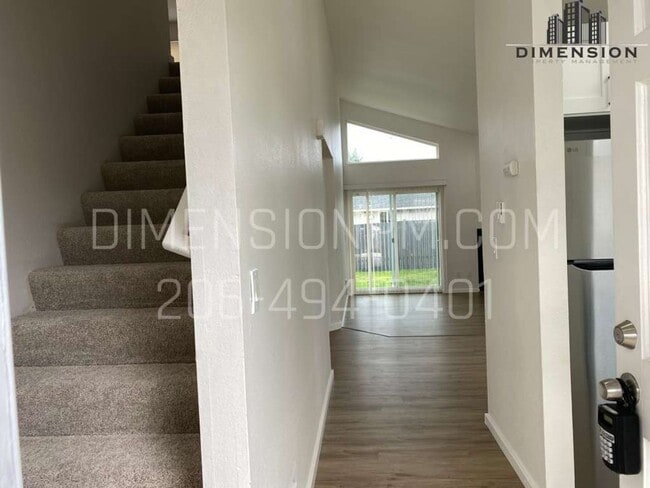 Building Photo - Spring Tree