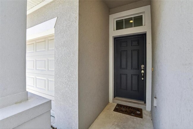 Building Photo - 15810 Starling Water Dr