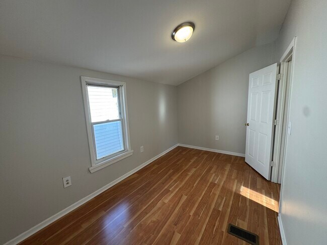 Foto del edificio - 1461 W 114th Pl