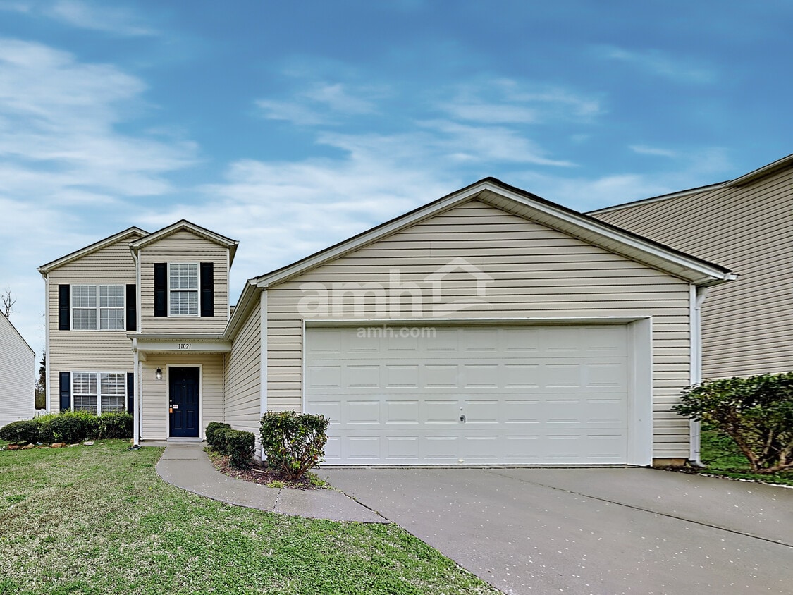 Primary Photo - 11021 Dry Stone Dr