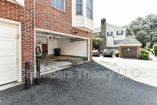 Foto del edificio - 1114-A N Stafford St