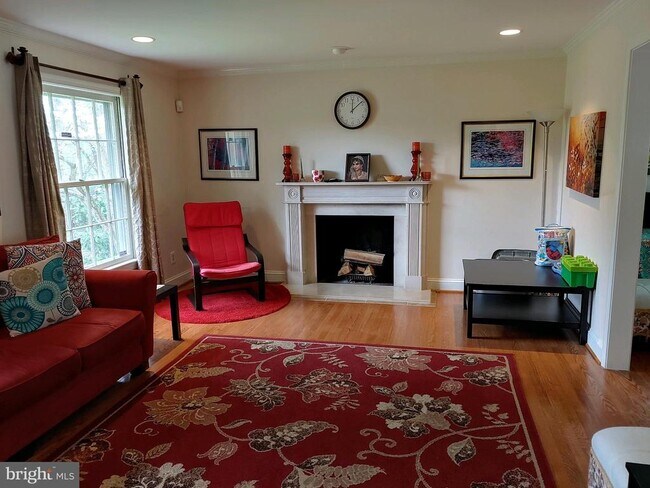 Foto del edificio - 9239 Vernon Dr
