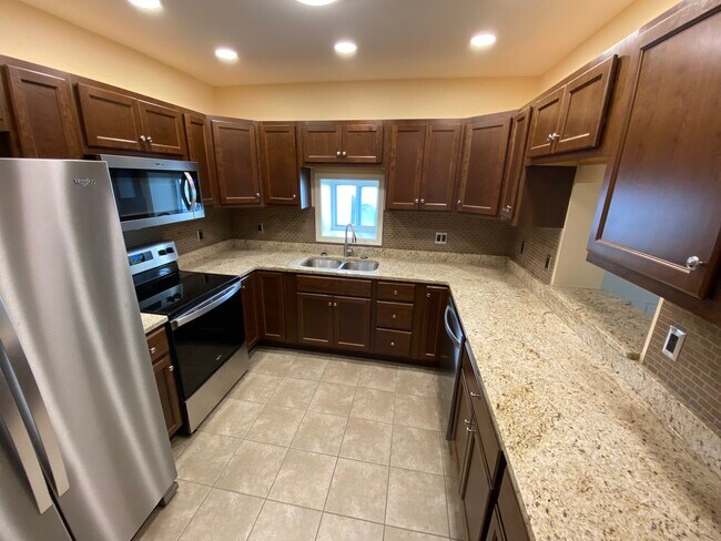 Cocina totalmente equipada - 1911 Scott Blvd