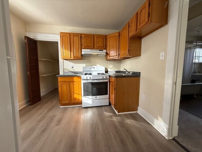 Foto del edificio - 6512 Cleveland Ave