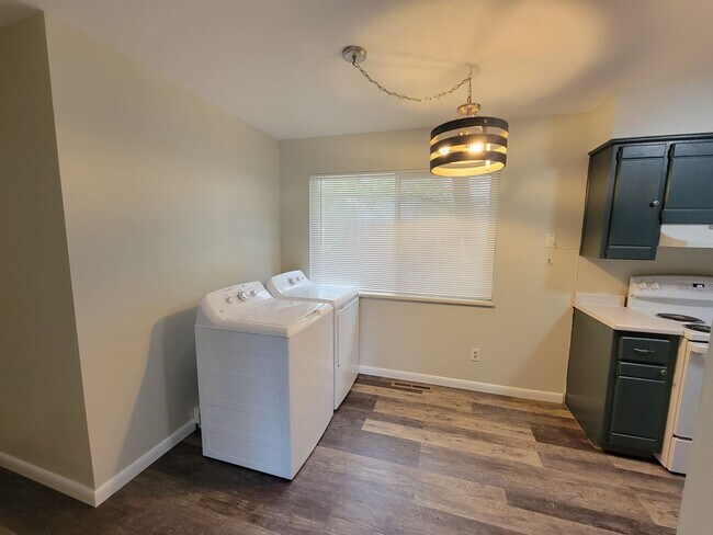 Photo - 2912 W Platte Ave House