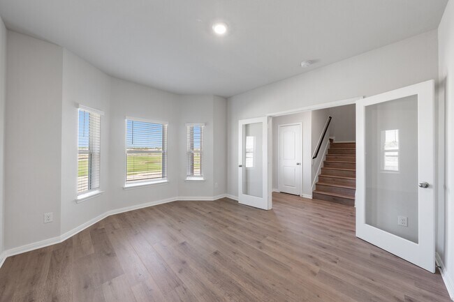 Building Photo - 1000 Camelia Grv Ct