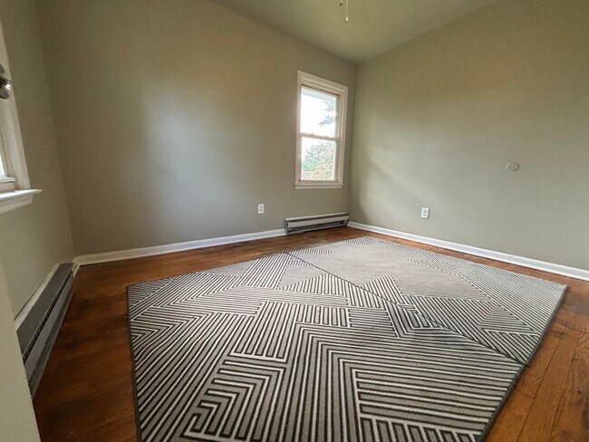 Foto del edificio - 103 Hanks St