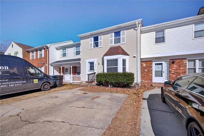 Building Photo - 4738 Greenlaw Dr