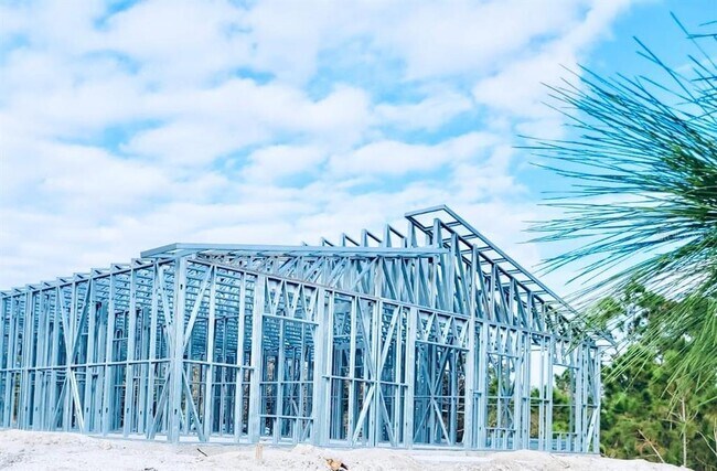 Building Photo - 14113 Canadian Ave