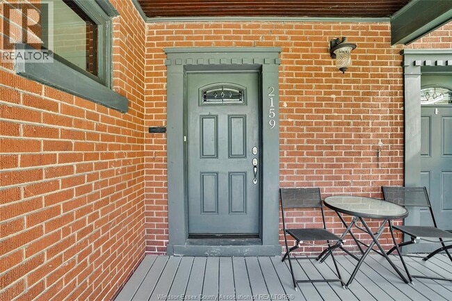 Building Photo - 2159 Pelissier St