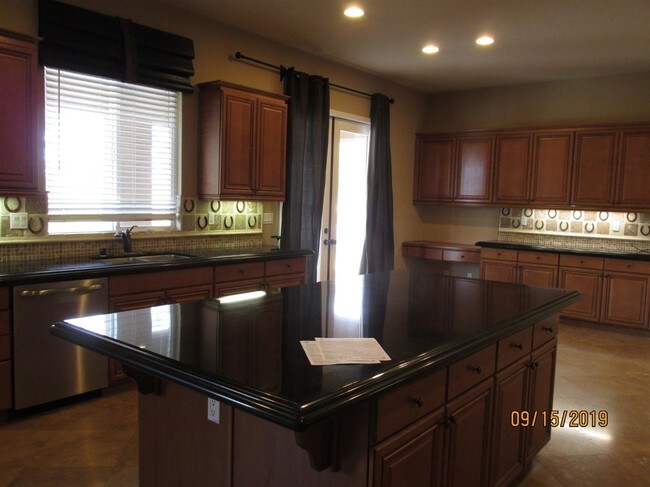 Building Photo - 12068 Sweet Grass Cir