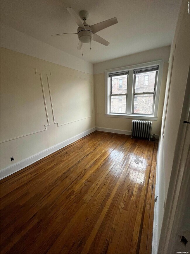 Foto del edificio - 47-51-51 44th St