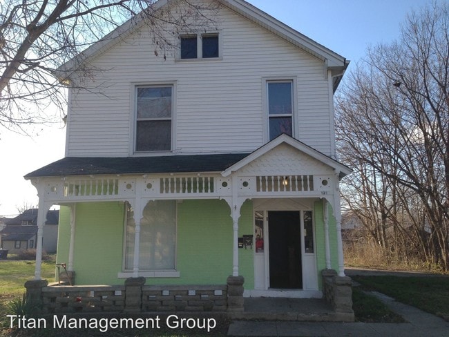 Building Photo - 1014 N 7th St