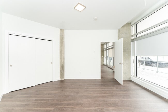 Building Photo - The Trax