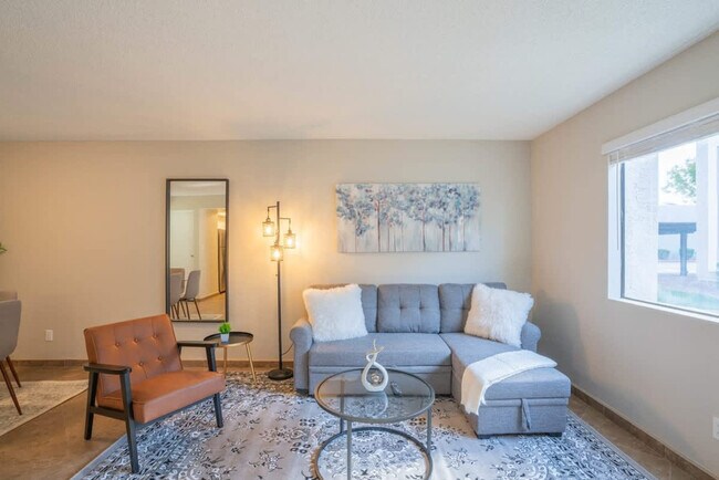 Foto del edificio - 8550 E McDowell Rd