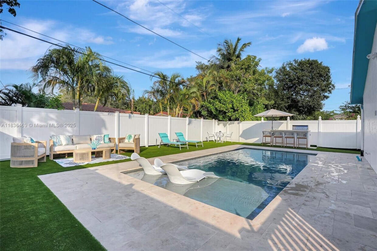 Foto principal - 1319 SW 30th St