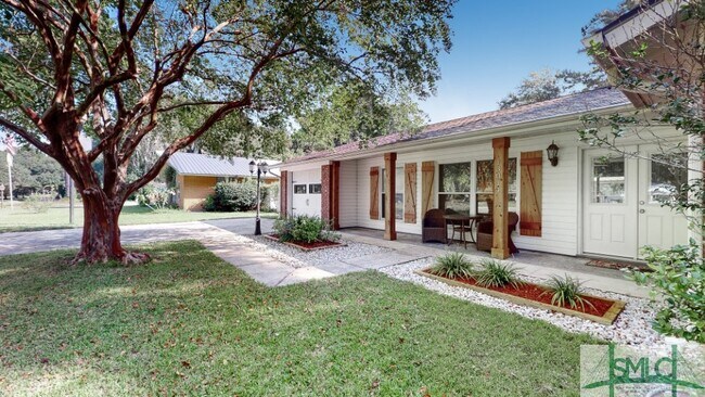 Building Photo - 13014 Largo Dr