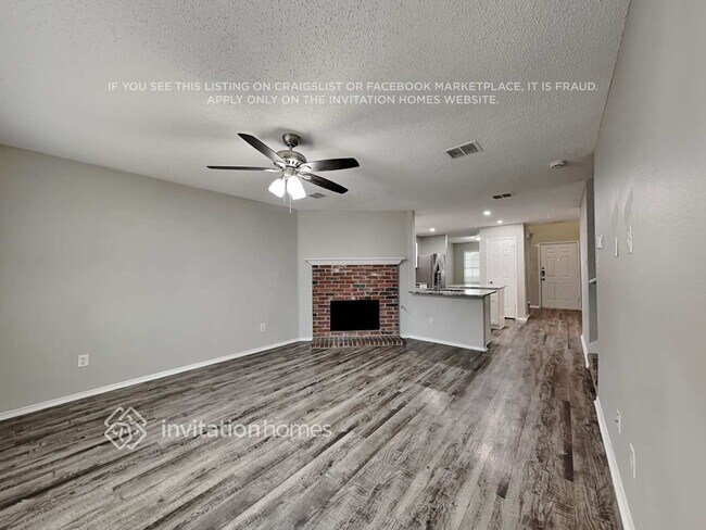 Building Photo - 1013 Manassas Dr