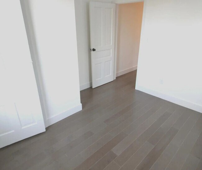 Foto del edificio - Thoughtfully renovated gem in the heart of...