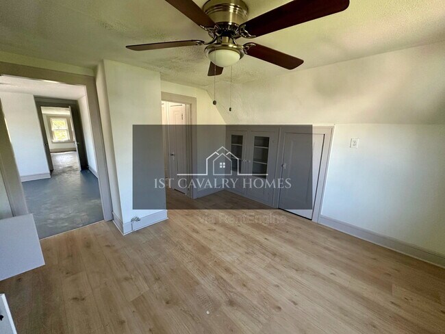 Building Photo - 3540 E 154th St