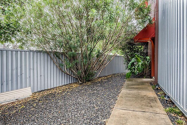 Foto del edificio - 2605 Calumet St