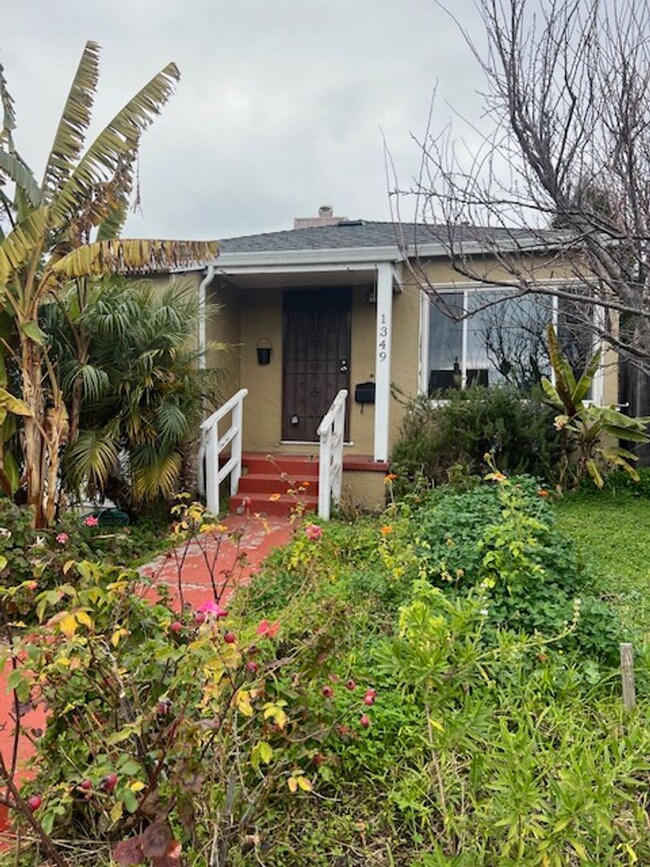 Building Photo - Cute Berkeley Single Family House