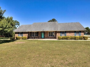 Building Photo - 2605 Nicholson Dr
