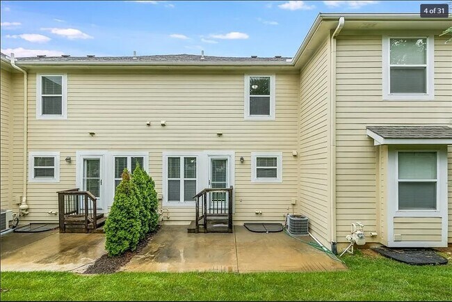 Building Photo - 8937 Boehm Dr