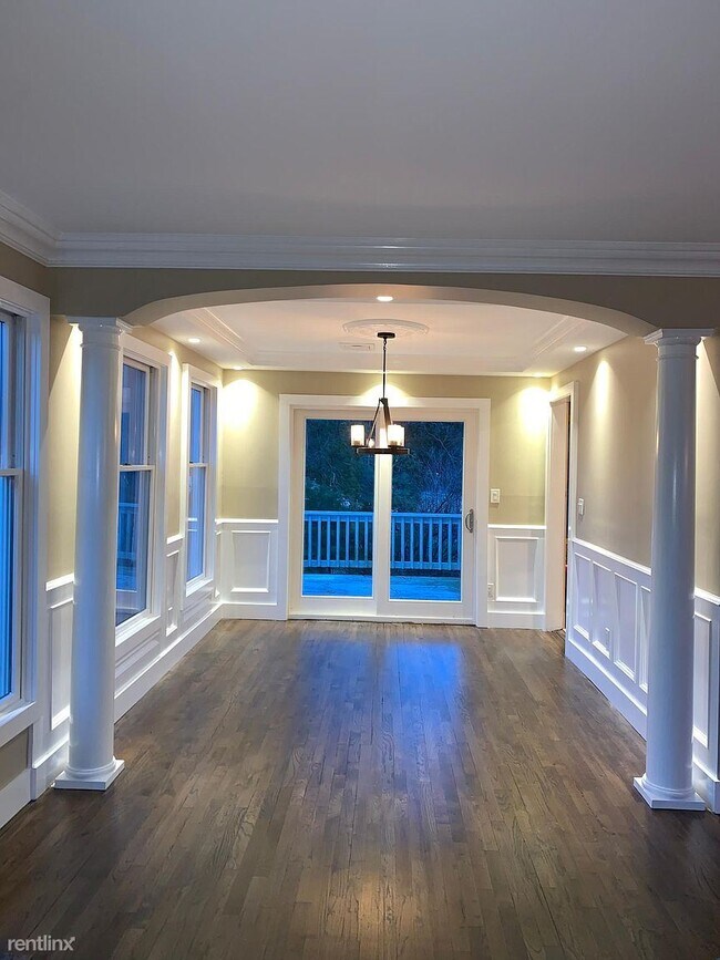 Building Photo - 3 br, 2 bath House - 1 Vivian Ln