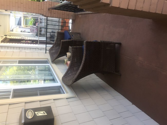 Foto del edificio - 2 br, 1 bath  - 24 Edwards Ct 1