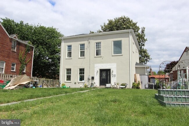 Photo - 38 Riggs Rd NE House