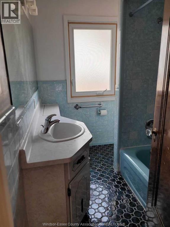 Building Photo - 430 Randolph Ave