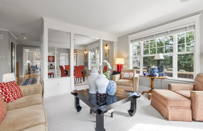 Building Photo - West Linn Luxury with Views, Main-Level Su...