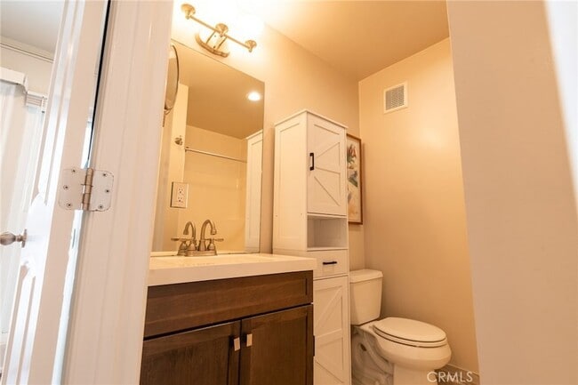 Photo - 327 3rd St Apartment