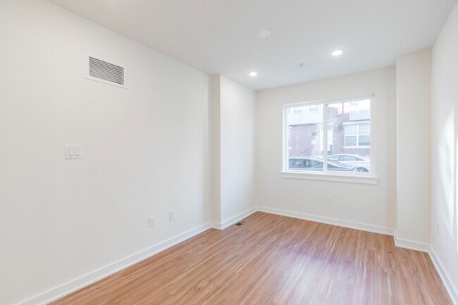 Foto del edificio - 810 W Norris St