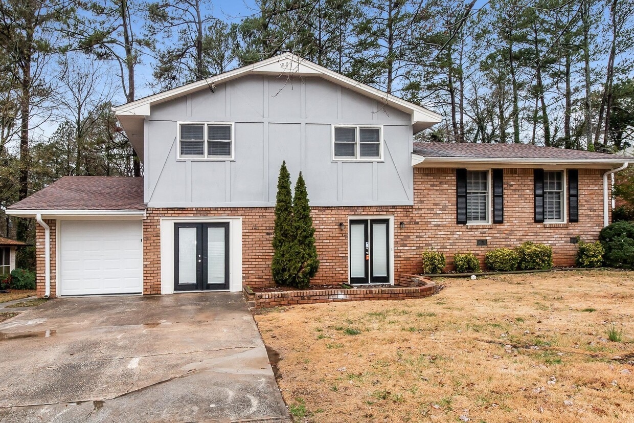 3800 Morning Creek Dr, College Park, GA 30349 House Rental in College