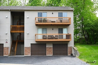 Building Photo - 340 Woodridge Cir