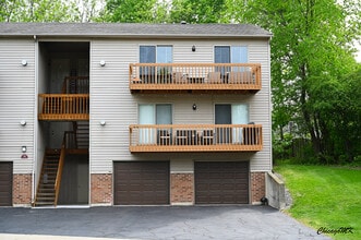 Building Photo - 340 Woodridge Cir