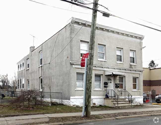 Building Photo - 126-128 Talmadge Ave