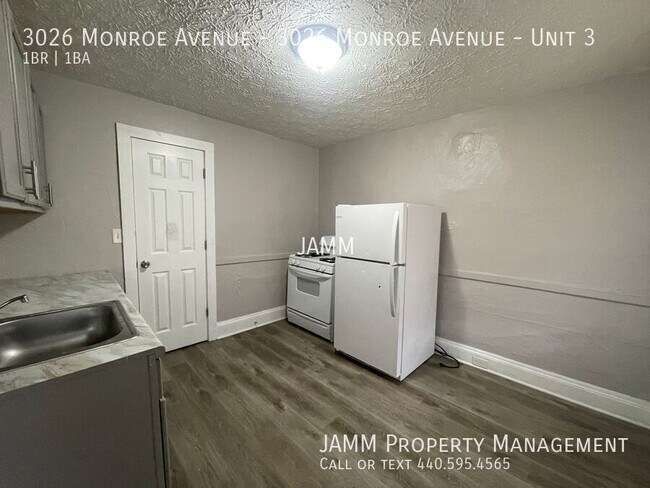 Foto del edificio - 3026 Monroe Ave