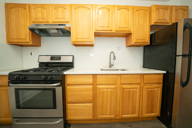 Building Photo - 3095 33rd St