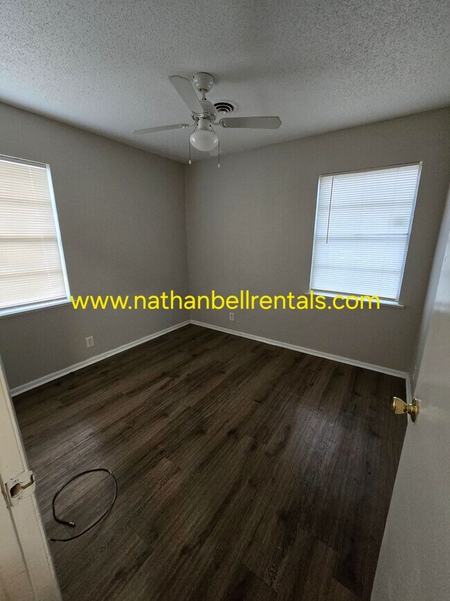 Foto del edificio - 2485 Cypress Dr