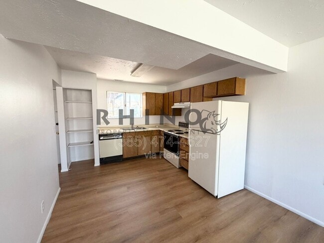 Photo - 475 N 1465 W Townhome