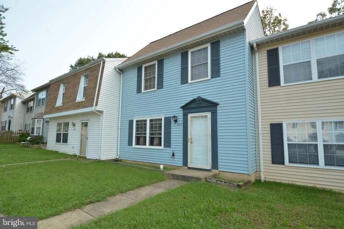 Building Photo - 8511 White Pine Dr