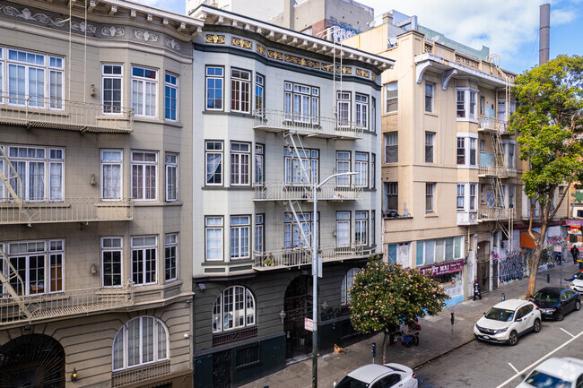 Alt. Exterior - 537 Hyde St