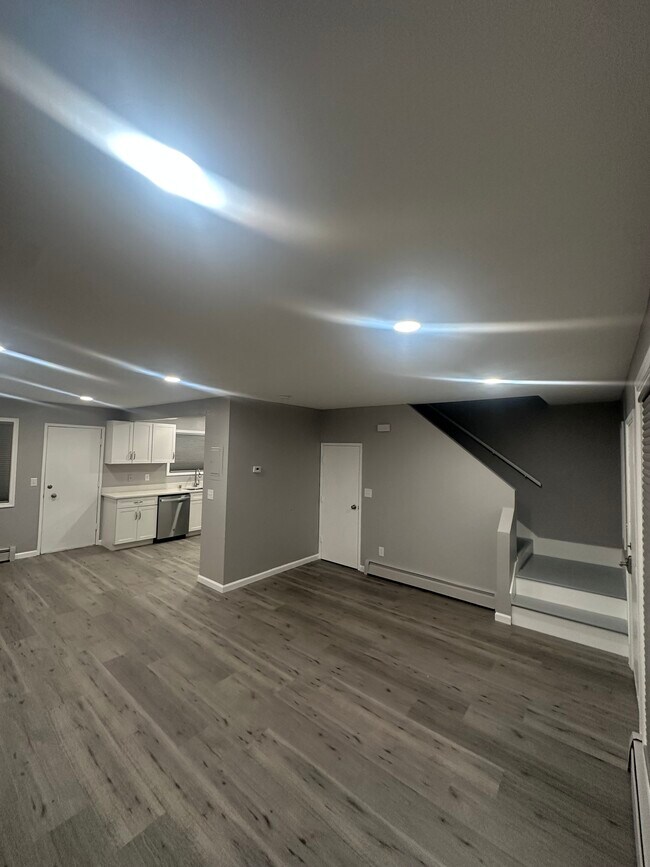 Foto del edificio - 1410 Juneau St